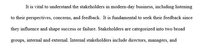 Why are regular plan-report meetings with stakeholders an important aspect of the communication process in relation to program maintenance and change?
